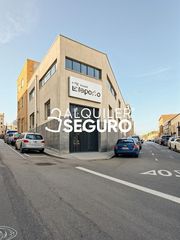 Lloguer Local Comercial  Calle de los perales. Local de los perales san sebastian de los reyes