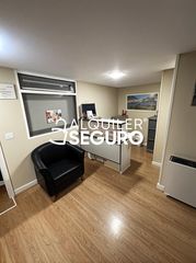 Lloguer Local Comercial  Calle de alconera. Local de alconera madrid