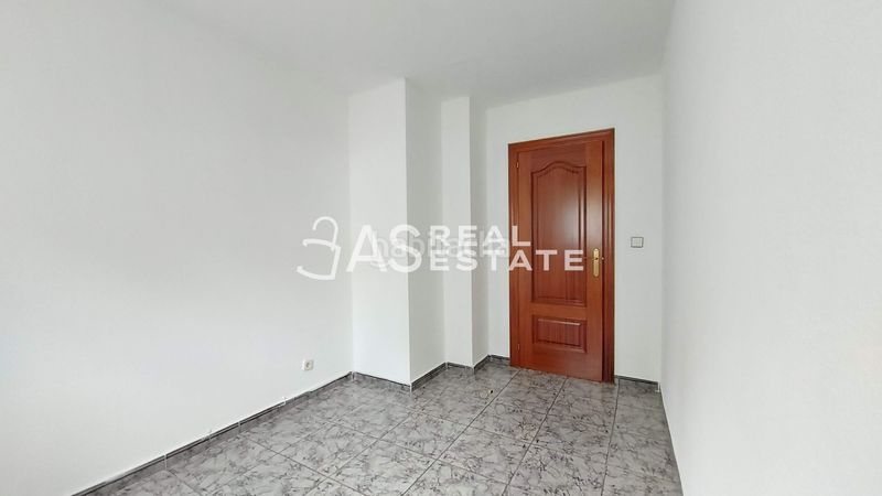 Foto 2eeda916-a170-47a3-9f4e-b8f1ec860c02. Pis a Can Clos-Pinetons Ripollet