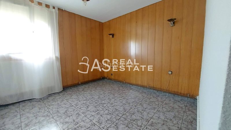 Foto e3c2cb32-bc3b-4132-ac30-a5d58022db52. Pis a Can Clos-Pinetons Ripollet