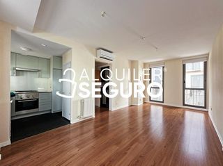 Miete Etagenwohnung  Oliva. Piso av. oliva majadahonda