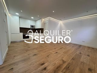 Miete Etagenwohnung  Antonio lópez. Piso c antonio lópez  madrid