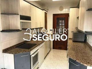 Miete Etagenwohnung  Castillo de lantaron. Piso c castillo de lantaron vitoriagasteiz
