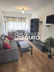 Location Appartement  Berlín. Piso av. berlín coslada
