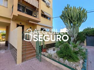 Miete Etagenwohnung  Ronda. Piso av. ronda santa pola