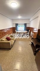 Location Appartement  De valencia. Piso av. de valencia chelva