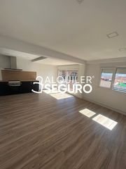 Location Appartement  Pasaje luca de tena. Piso c pasaje luca de tena  armilla
