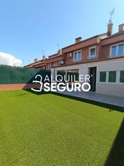 Miete Etagenwohnung  Strauss. Piso c strauss getafe