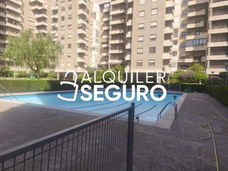Miete Etagenwohnung  De gomez laguna. Piso av. de gomez laguna zaragoza