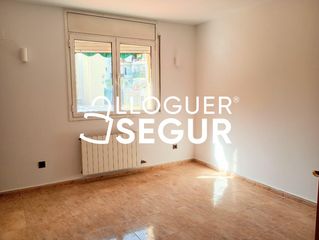 Rent Flat  Francesc layret. Piso c francesc layret cornella de llobregat
