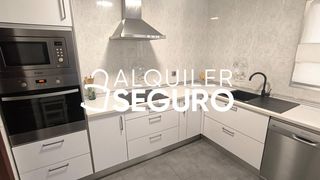 Rent Flat  28 de febrero. Piso av. 28 de febrero sevilla