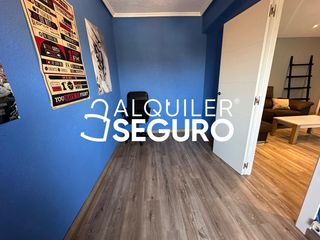 Rent Flat  Paz. Piso av. paz xirivella