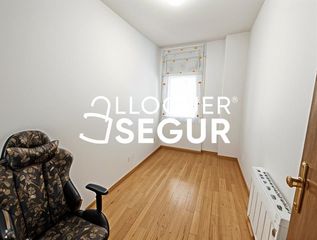 Location Appartement  De terrassa. Piso crta. de terrassa sabadell