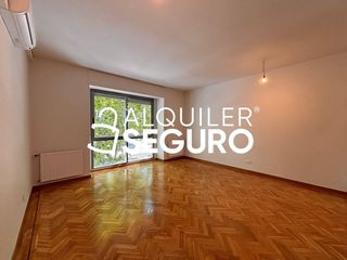 Rent Flat  De méndez álvaro. Piso c de méndez álvaro madrid