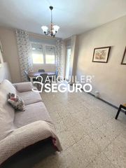 Lloguer Pis  Real. Piso c real parla