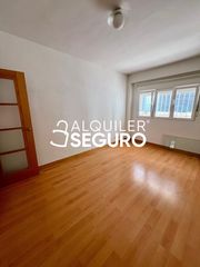 Rent Flat  De prieto ureña. Piso c de prieto ureña madrid
