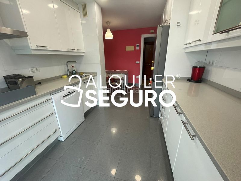 Foto 36a65185-015c-4325-923f-db26a7b8f8cf. Miete etagenwohnung mit heizung parking pool in Castilla Madrid