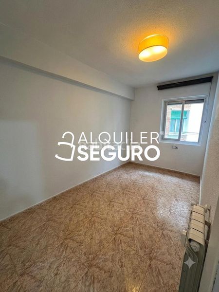 Foto 362be1a1-eed7-4c9f-b7c8-bdcbbd47c301. Alquiler piso  c carlos hernández en Ventas Madrid