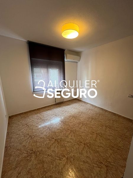 Foto ca5b37dd-84e7-4c17-aafb-8b6096059dae. Alquiler piso  c carlos hernández en Ventas Madrid