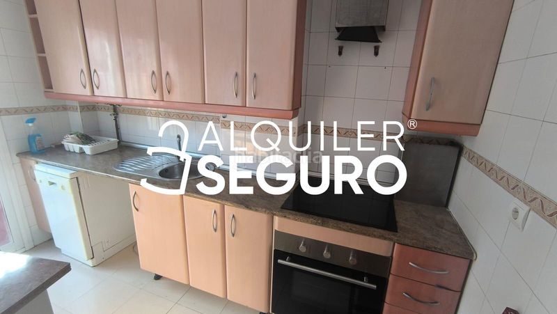 Foto ac6d29da-2e18-47d9-802c-9ff8b81cda95. Alquiler chalet  c maestro francisco rodríguez rodríguez en Bormujos