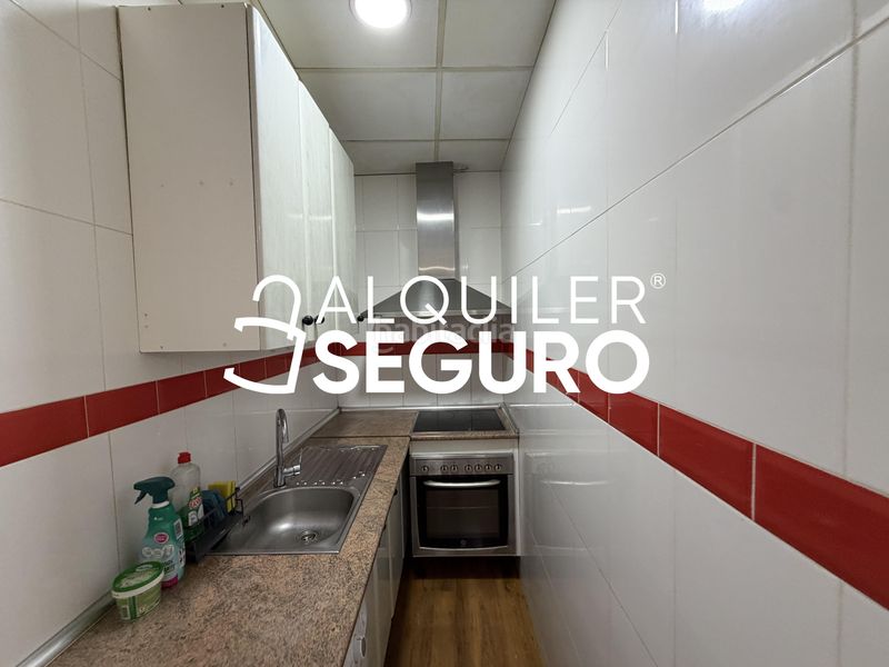 Foto f76f780f-c7e1-4635-9a28-2375795240a7. Rent flat in Centro Getafe