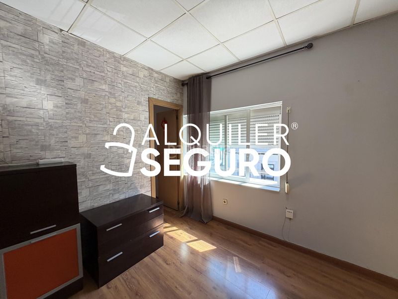 Foto fd9cb1e3-a15d-402e-9160-0778a1171d71. Rent flat in Centro Getafe