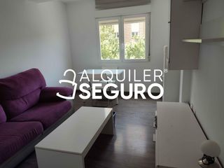 Rent Flat  De la almozara. Piso av. de la almozara zaragoza