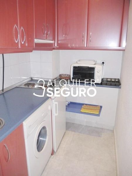 Foto 31549ba0-1aff-45a0-81b9-f3ea745e5229. Alquiler estudio  c de joaquín lorenzo en Peñagrande Madrid