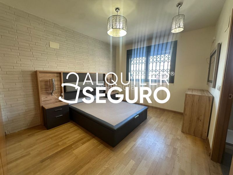 Foto 36c3371d-04fc-4103-8eee-86497a9fa40a. Alquiler chalet  c illes columbretes en Torre en Conill-Cumbres de San Antonio Bétera