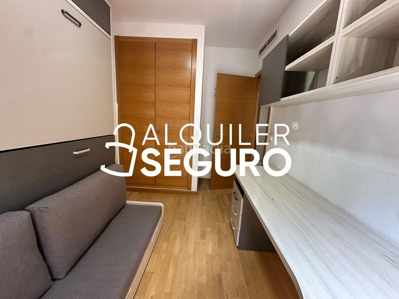 Foto 45f48cae-dbe7-48ef-b928-c65b2f487659. Alquiler chalet  c illes columbretes en Torre en Conill-Cumbres de San Antonio Bétera
