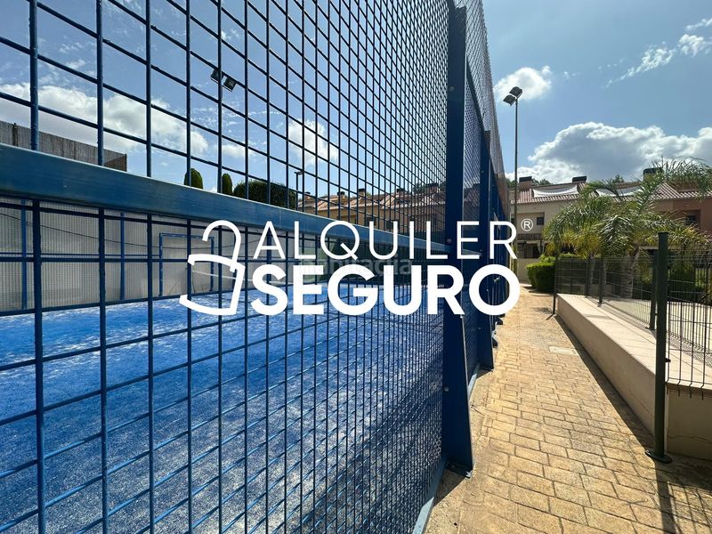 Foto c7b6dee3-c4d1-4d21-ae9d-3cc131bbb4ce. Alquiler chalet  c illes columbretes en Torre en Conill-Cumbres de San Antonio Bétera