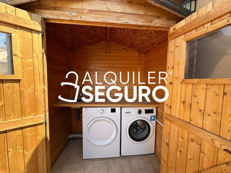 Foto cf89108f-8aab-453c-8b1a-6167e8bbfce3. Alquiler chalet  c illes columbretes en Torre en Conill-Cumbres de San Antonio Bétera
