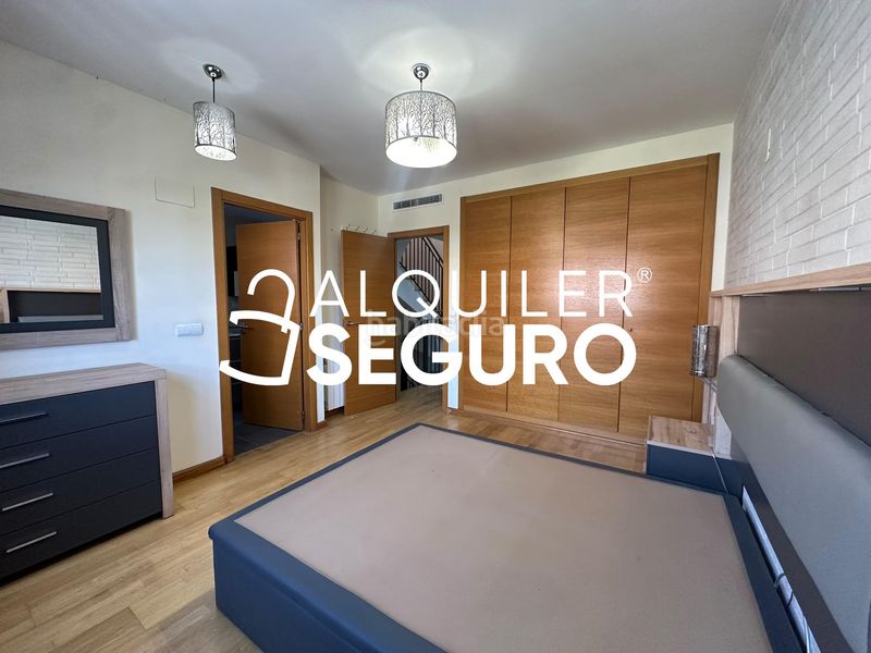 Foto d1fe9e01-95a9-4835-b720-12ed7d602497. Alquiler chalet  c illes columbretes en Torre en Conill-Cumbres de San Antonio Bétera