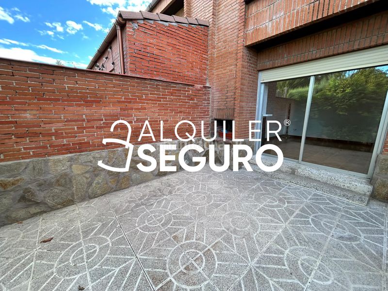 Foto 8814561b-68c8-4349-b0ae-598073284c43. Alquiler chalet  c de los naranjos rivasvaciamadrid en Rivas - Vaciamadrid