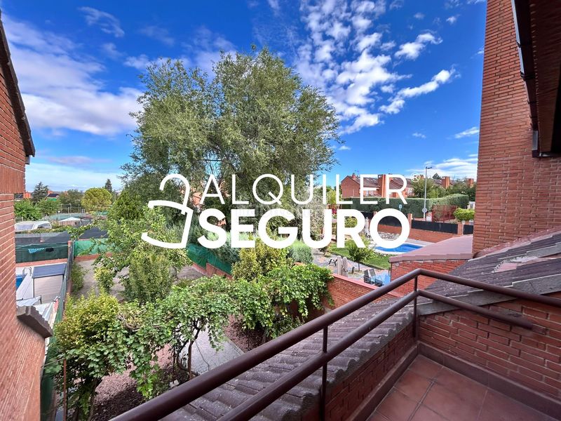 Foto 8f9fdf48-e13b-4973-8b96-2da9d9ba4b74. Alquiler chalet  c de los naranjos rivasvaciamadrid en Rivas - Vaciamadrid
