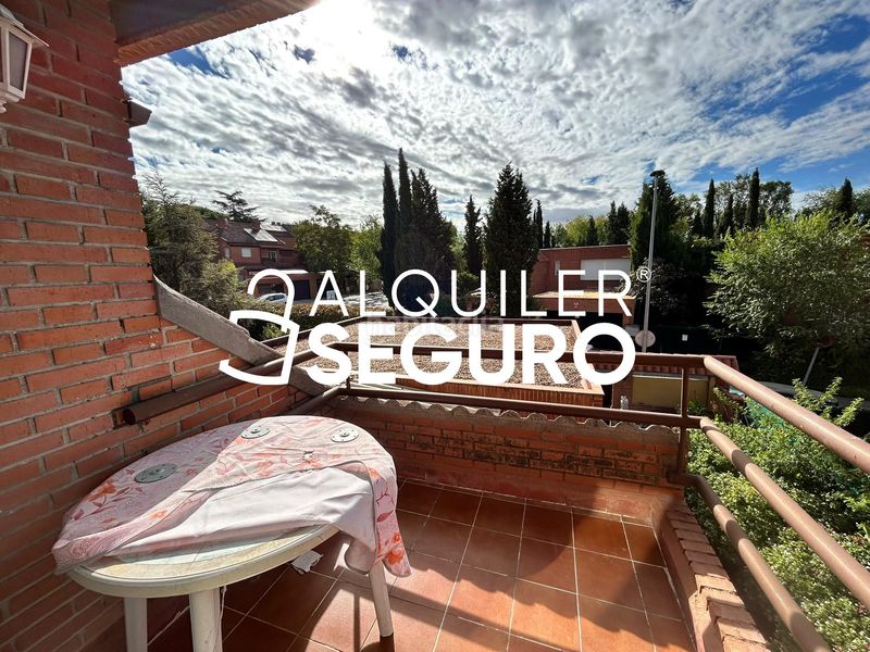 Foto f18f2280-07da-4f34-a6dd-03b08596dc9b. Alquiler chalet  c de los naranjos rivasvaciamadrid en Rivas - Vaciamadrid