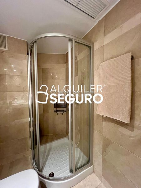 Foto 5dbddfc3-7316-455f-9bd1-61a103caf85b. Alquiler piso  c bausá en Costillares Madrid