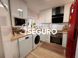 Location Appartement  Sta. comba. Piso c sta. comba madrid