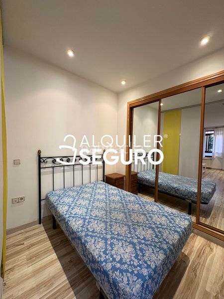Foto 4984ebb8-95e0-4ea8-8dff-5896967d281d. Alquiler estudio  c de melilla en Acacias Madrid
