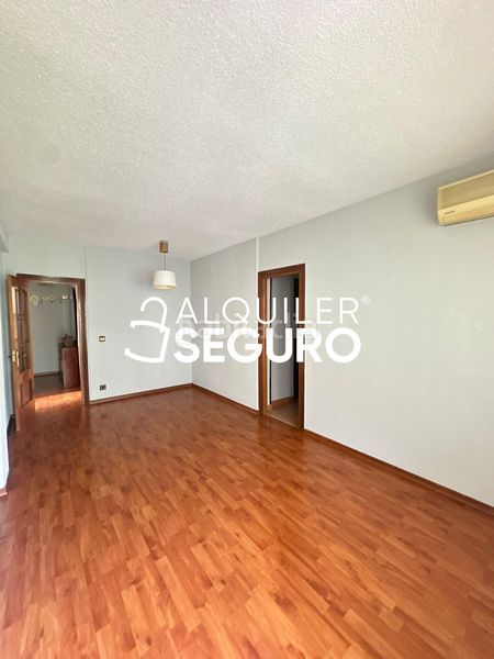 Foto 8b1d0e06-5823-47d3-adcf-40df2861eda0. Alquiler piso  c de isaac peral en Villafontana - Estoril I Móstoles