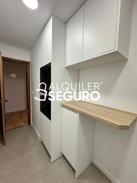 Foto 049a8f35-ac99-4816-af5b-a8f876a6da56. Lloguer pis a Canillejas Madrid