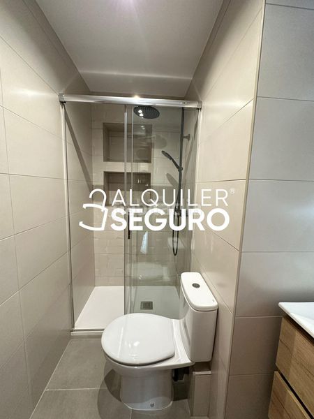 Foto 5df0f1da-7c05-48fa-a476-5ba756397918. Lloguer pis a Canillejas Madrid