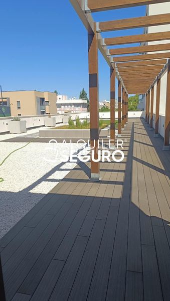 Foto 376fbd6e-82b2-4901-bb3e-cf4af3f8984a. Miete etagenwohnung mit parking pool in colores - entreparques Sevilla