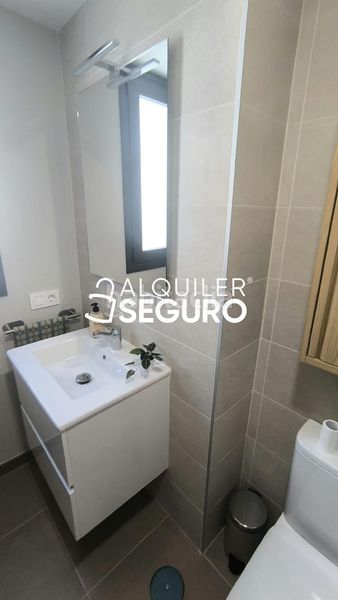 Foto 50f1acea-3ee7-42e1-904b-adc71762c5d3. Miete etagenwohnung mit parking pool in colores - entreparques Sevilla