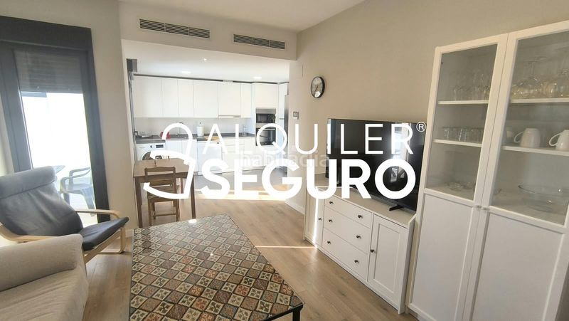Foto e365a655-3475-41f1-aeff-e1ccfec70b1d. Miete etagenwohnung mit parking pool in colores - entreparques Sevilla
