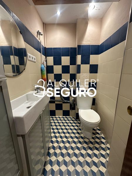 Foto da39ade2-d008-402d-95f1-fcc8e37bf66d. Alquiler piso  c orfebre en Parque Victoria Eugenia Málaga