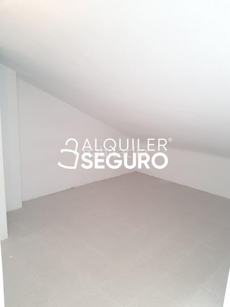Foto 0dc4ab0a-5571-4a67-bf2e-b4901da92c5e. Miete etagenwohnung mit heizung parking in Pozo de Guadalajara