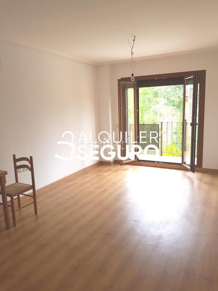 Foto e627655a-45d8-42b8-8551-99591fe946aa. Miete etagenwohnung mit heizung parking in Pozo de Guadalajara