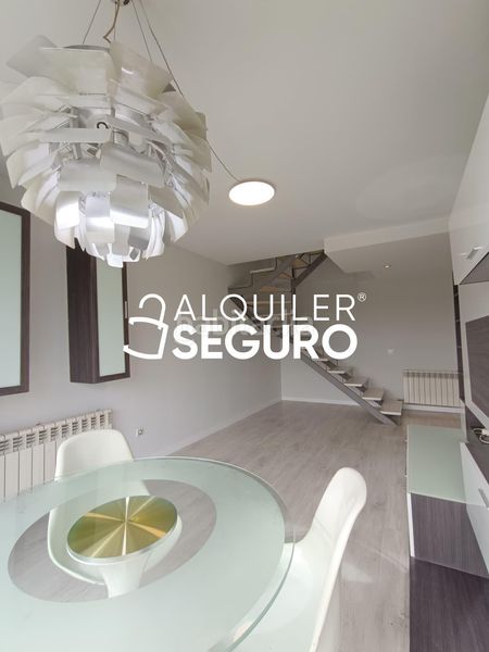 Foto 4dfd97e2-a396-4b3d-81b1-d9f55e62b2d6. Miete etagenwohnung mit heizung parking pool in Butarque Madrid