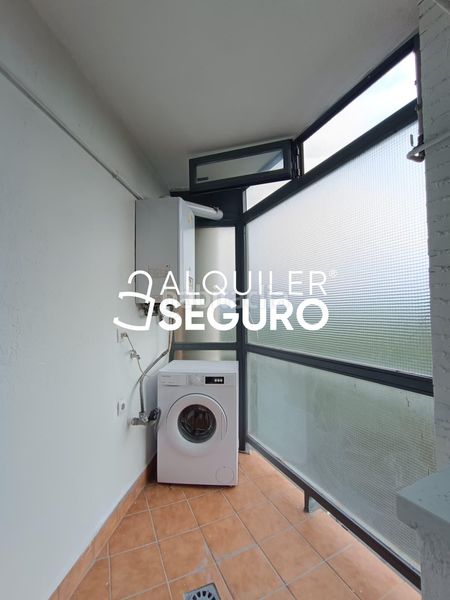 Foto 625b897c-7654-44fd-95b5-01c8fdd87051. Miete etagenwohnung mit heizung parking pool in Butarque Madrid